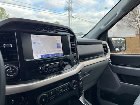 Used 2021 Ford F150 XLT w/ Max Trailer Tow Package image 17