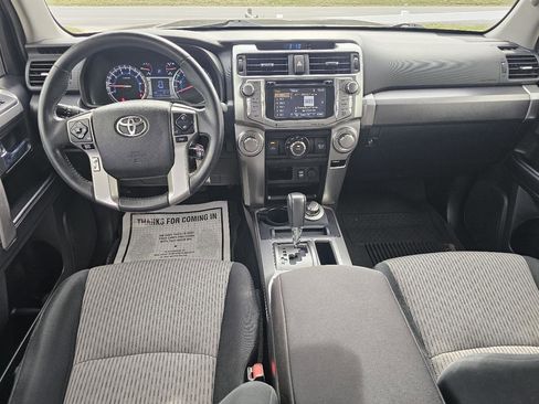 Used 2017 Toyota 4Runner SR5 image 9