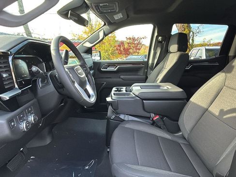 New 2026 GMC Sierra 1500 Elevation image 23
