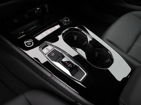 Used 2025 Audi A5 2.0T Premium w/ Convenience Package image 16