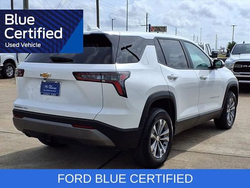 Used 2025 Chevrolet Equinox LT image 2