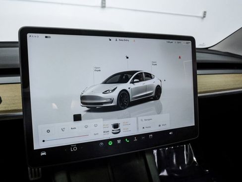 Used 2023 Tesla Model 3 Performance image 31