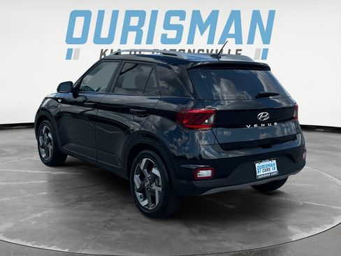 Used 2023 Hyundai Venue SEL w/ Cargo Package FWD image 4