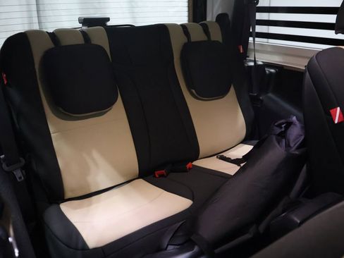 Used 2022 Jeep Wrangler Sport image 16