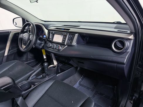 Used 2014 Toyota RAV4 LE FWD image 12