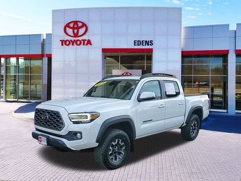 Certified 2023 Toyota Tacoma TRD Off-Road image 8