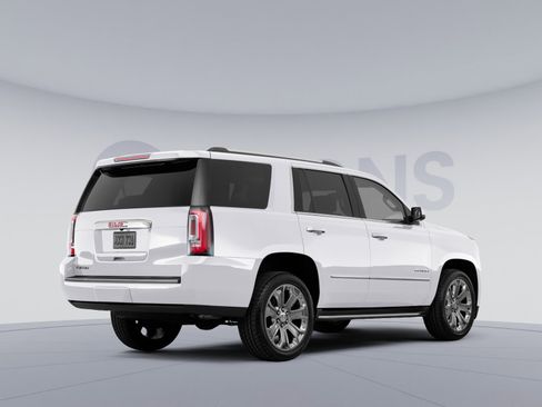 Used 2017 GMC Yukon Denali w/ Open Road Package image 4