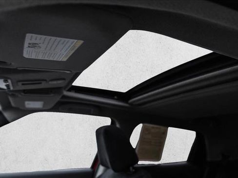 Used 2016 Nissan Juke SV image 11