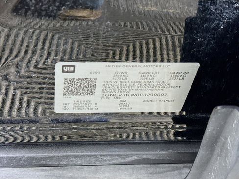 Certified 2023 Chevrolet Traverse RS image 28