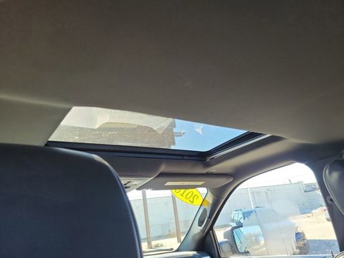 Used 2018 RAM 1500 Limited image 16