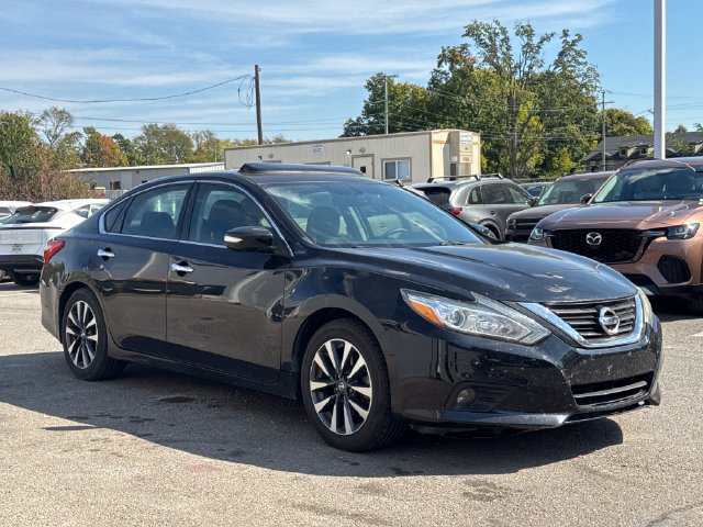 Used 2016 Nissan Altima 2.5 SV w/ Convenience Package FWD image 7