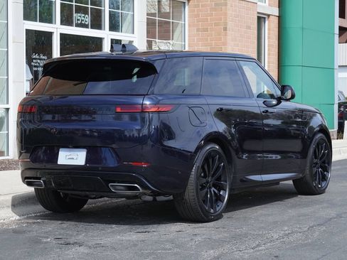 Used 2026 Land Rover Range Rover Sport Dynamic SE AWD/4WD image 6
