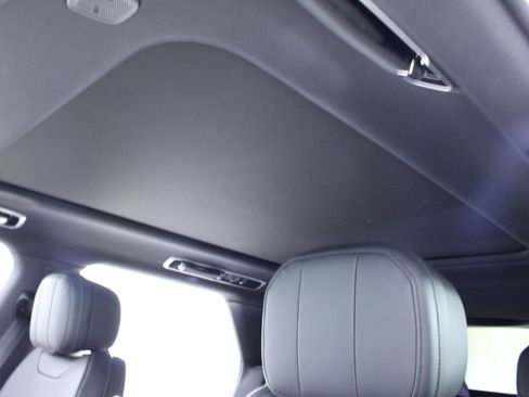 Used 2025 Land Rover Range Rover Sport Dynamic SE image 31