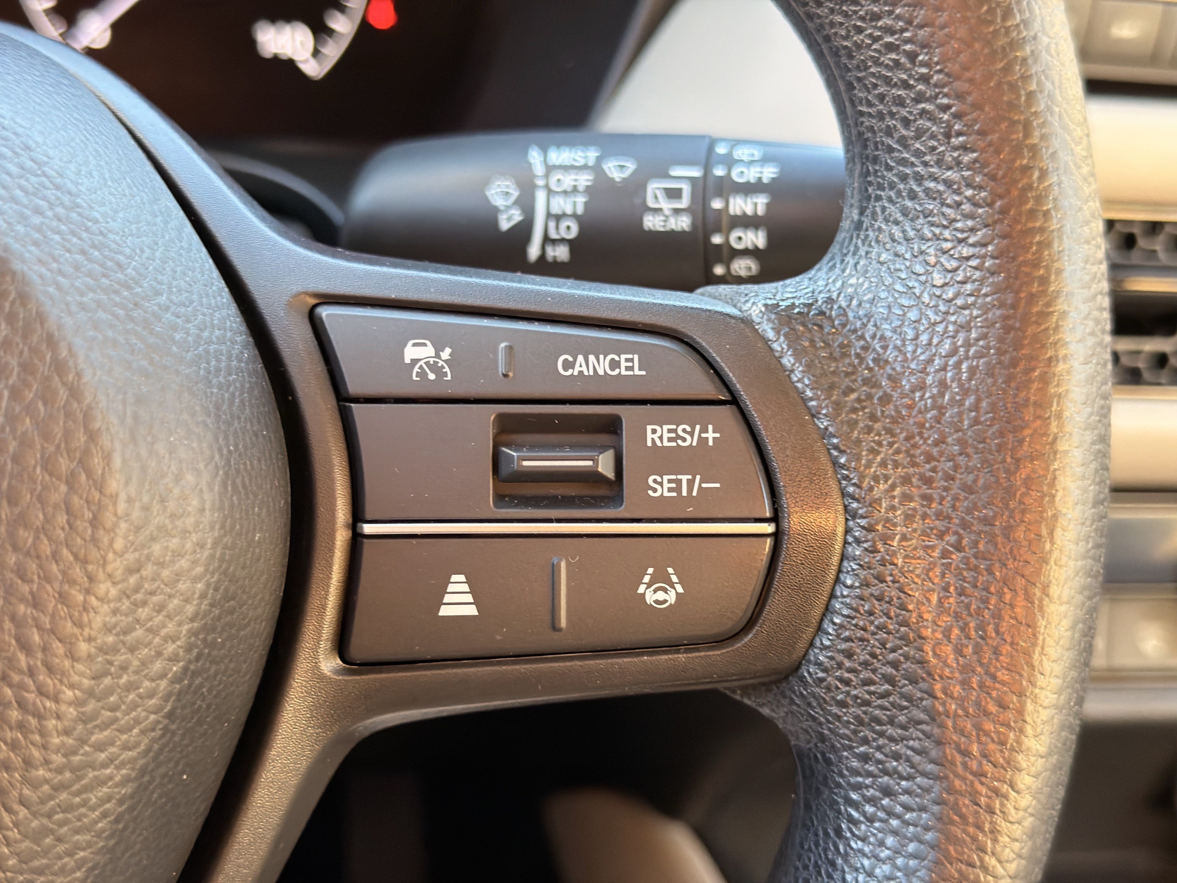 Certified 2023 Honda HR-V LX image 25
