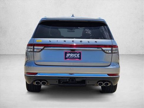 Used 2020 Lincoln Aviator Reserve w/ Equipment Group 202A AWD/4WD image 6