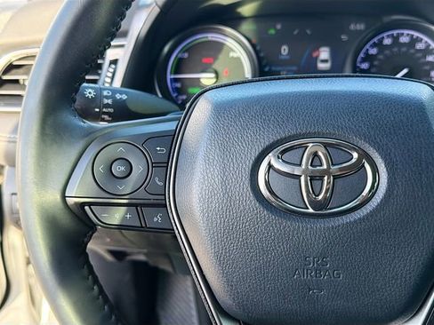 Used 2021 Toyota Camry XSE image 34