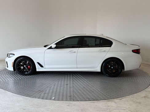 Used 2023 BMW M550i xDrive w/ Executive Package AWD/4WD image 2