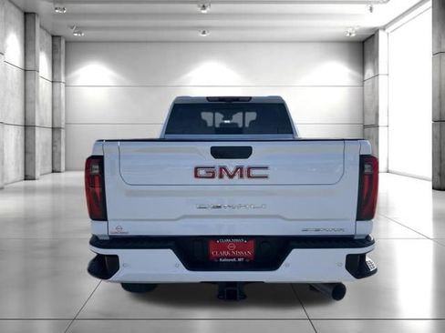 Used 2025 GMC Sierra 3500 Denali w/ Denali Reserve Package AWD/4WD image 7