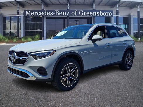 New 2026 Mercedes-Benz GLC 300 4MATIC image 2