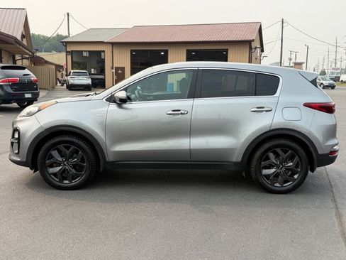 Used 2022 Kia Sportage LX w/ LX AWD Value Edition Package image 5