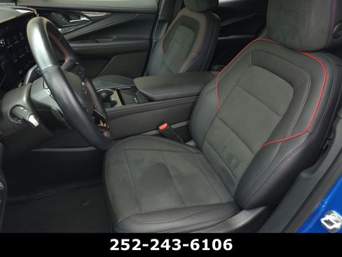 Used 2024 Chevrolet Blazer EV RS RWD image 10