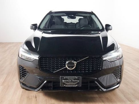 Used 2024 Volvo XC60 T8 Plus AWD/4WD image 2