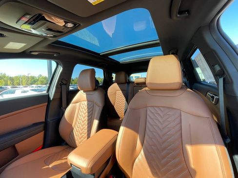 New 2026 Kia Sportage X-Line w/ X-Line Technology Package AWD/4WD image 24