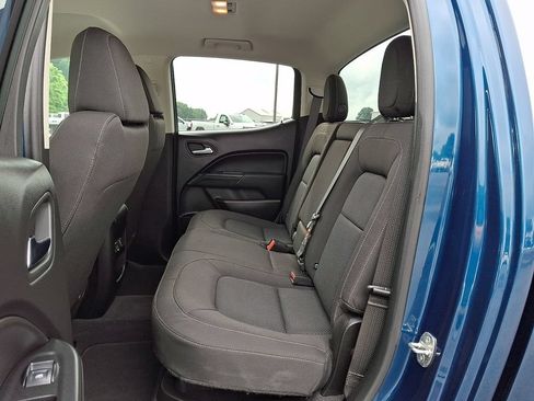 Used 2019 Chevrolet Colorado LT AWD/4WD image 10