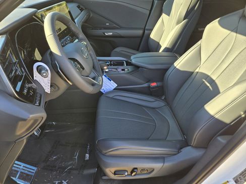 New 2026 Lexus TX 500h AWD image 6