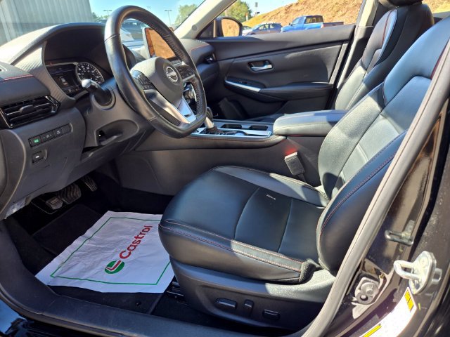 Used 2025 Nissan Sentra SR w/ SR Premium Package FWD image 10