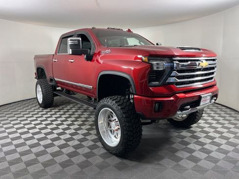 Used 2024 Chevrolet Silverado 3500 High Country w/ Technology Package image 6