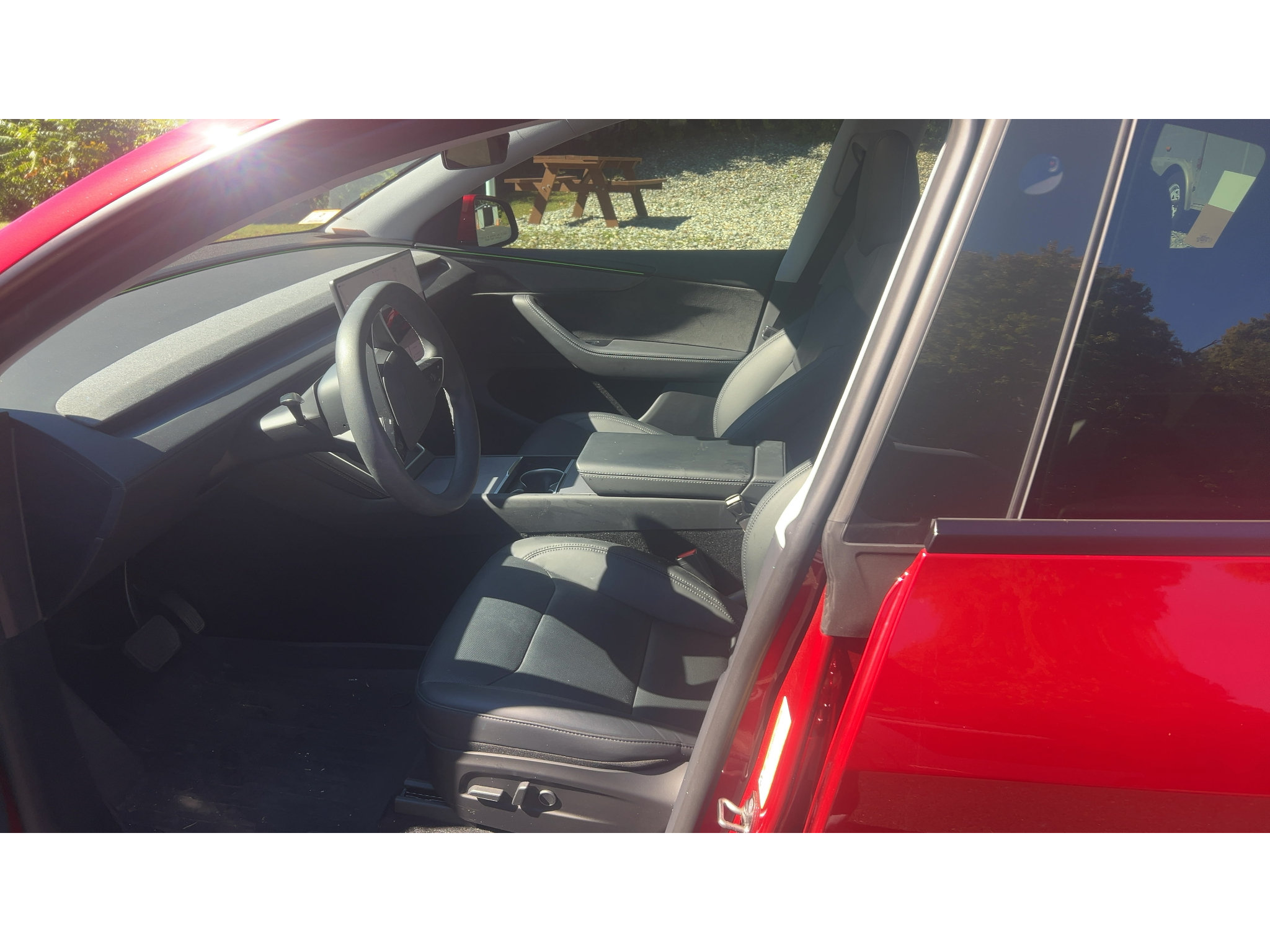 Used 2026 Tesla Model Y AWD image 9