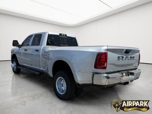 New 2026 RAM 3500 Tradesman AWD/4WD image 7