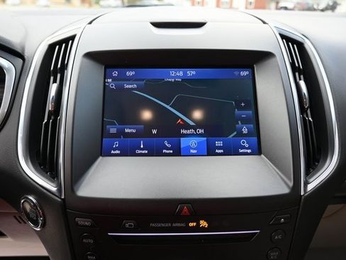 Used 2019 Ford Edge Titanium w/ Equipment Group 301A image 31