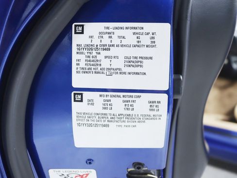 Used 2002 Chevrolet Corvette Convertible w/ Preferred Equipment Group2 image 31