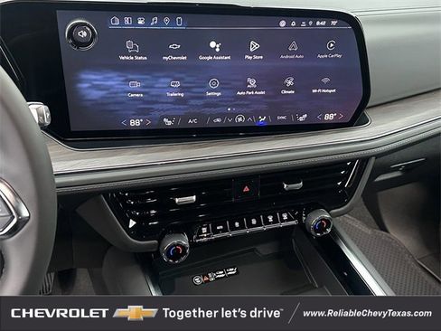 New 2026 Chevrolet Suburban LT w/ Comfort Package image 16