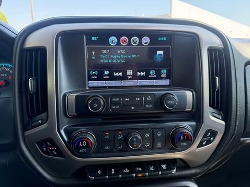 Used 2019 GMC Sierra 2500 Denali w/ Duramax Plus Package AWD/4WD image 25