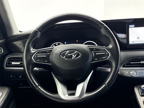 Used 2021 Hyundai Palisade Limited image 18