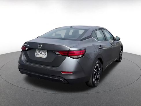 Used 2025 Nissan Sentra SV image 14