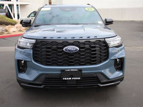Certified 2025 Ford Explorer ST-Line w/ Premium Package image 13