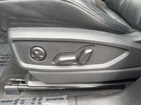 Used 2019 Audi Q5 Prestige w/ Prestige Package image 41