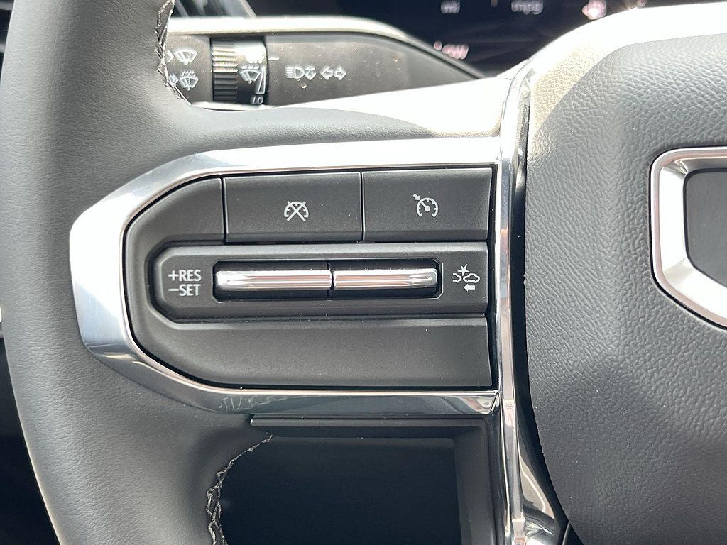 New 2026 GMC Canyon Elevation RWD image 13