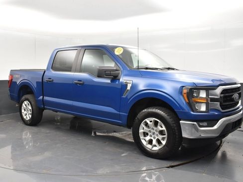 Used 2023 Ford F150 XLT image 3