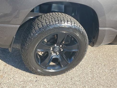Used 2020 RAM 1500 Big Horn AWD/4WD image 5
