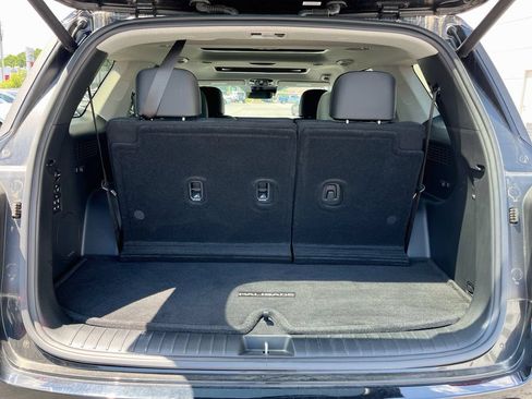 Used 2025 Hyundai Palisade Limited FWD image 32