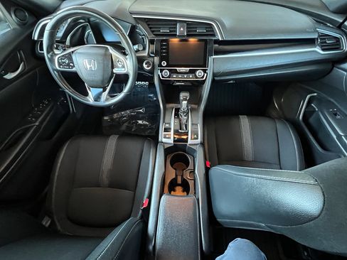 Used 2020 Honda Civic Sport image 8