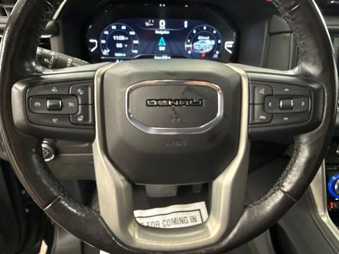 Used 2022 GMC Yukon XL Denali AWD/4WD image 28