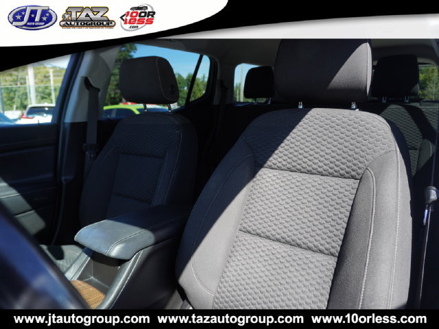 Used 2019 GMC Acadia SLE FWD image 13
