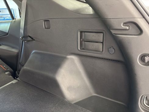 Used 2022 Chevrolet Equinox RS w/ Infotainment Package AWD/4WD image 49