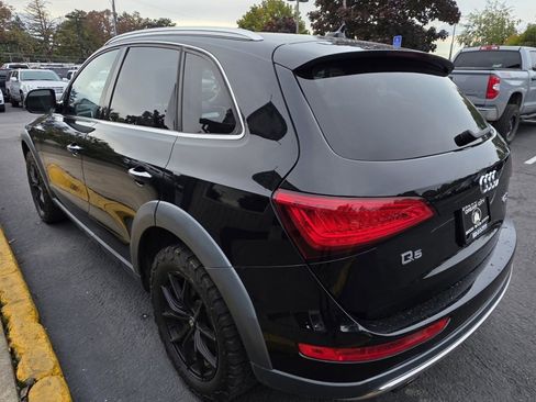 Used 2017 Audi Q5 2.0T Premium Plus w/ Technology Package image 9